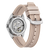 Vue arrière d'une montre pour femme avec mouvement visible et bracelet texturé de couleur or rose