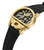 Herrenarmbanduhr mit goldfarbener Lünette, schwarzem Silikonarmband und sichtbarem Uhrwerk