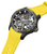 Skelett-Automatik Herrenarmbanduhr mit gelbem Armband und schwarzer Lünette.