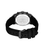 Ansicht der Rückseite: Herrenuhr mit schwarzem Silikonarmband und silbernem Gehäuse