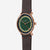 Montre pour homme avec bracelet en cuir marron et boîtier couleur or rose ; cadran vert
