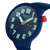 Herren-Swatch Uhr Nahansicht mit orangefarbener Krone, Leuchtzeigern und Datumsanzeige