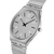 Analoge Armbanduhr, silbernes Mesh-Armband, graues Zifferblatt mit schwarzen Indexen