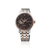 Montre homme avec cadran marron foncé et bracelet bicolore en métal, vue de face