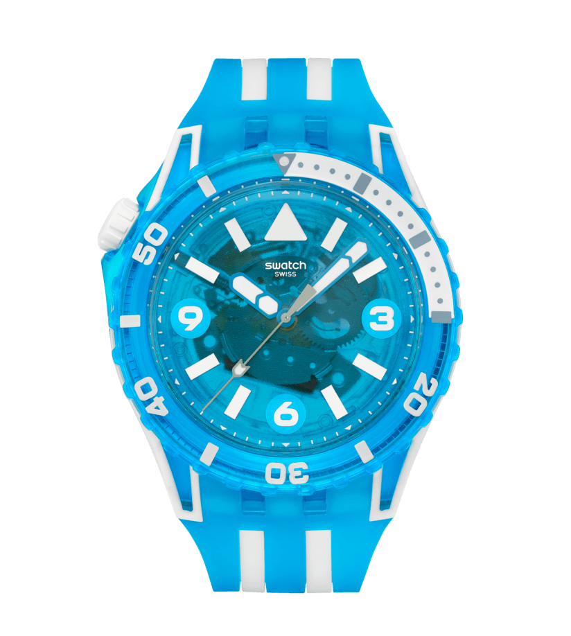 Blaue Armbanduhr mit Bioceramic-Gehäuse, leuchtenden Zeigern und weißen Indizes