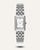 Silberne Armbanduhr mit rechteckigem Zifferblatt und Metallgliederarmband, Römische Ziffern
