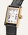 Mockberg Timeless Damenarmbanduhr mit weißem Zifferblatt und römischen Zahlen, schwarzes Lederband