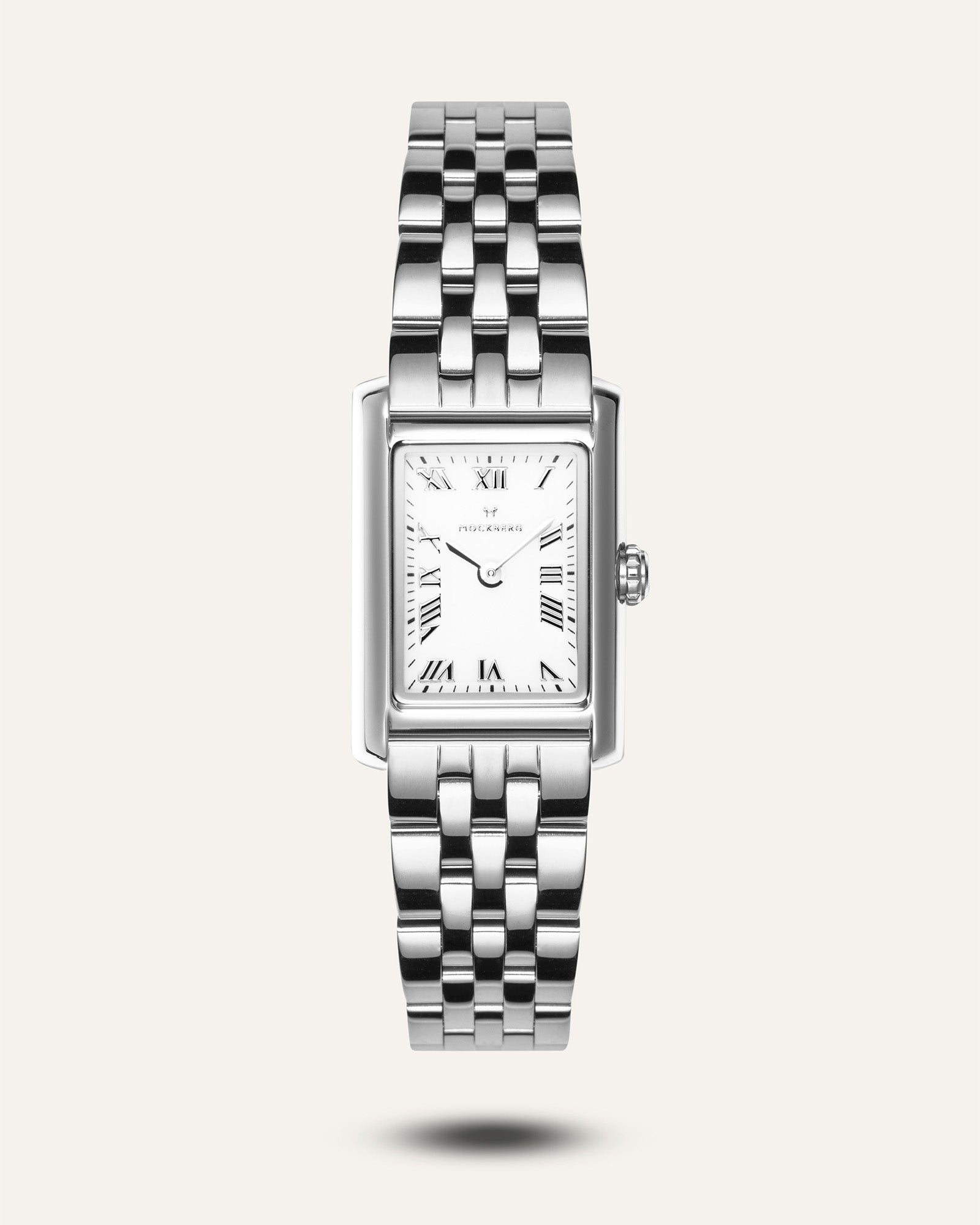 Damen-Armbanduhr mit silbernem Edelstahlband, rechteckigem Gehäuse und römischen Ziffern