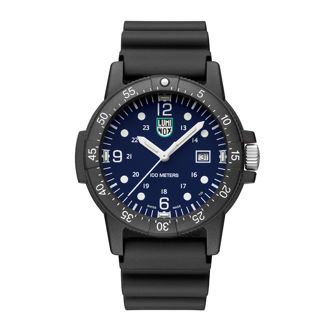 Luminox Sea Bass Herrenuhr: schwarzes Kautschukband, blaues Zifferblatt, Datum