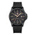 Montre homme avec bracelet textile noir et boîtier noir, cadran lumineux