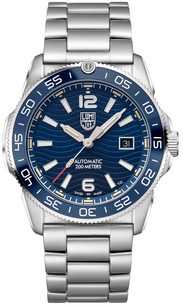 Montre bracelet avec cadran bleu, guichet date et bracelet en métal ; automatique, style plongeuse.