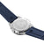 Fond de la montre de plongée avec fond estampé et bracelet en silicone bleu