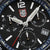 Cadran de la montre de plongée : design noir, aiguilles lumineuses et logo LUMINOX