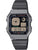 Montre Casio Vintage avec boîtier octogonal couleur canon de fusil, bracelet en métal noir et affichage numérique.