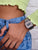 Montre Casio Vintage au poignet avec bracelet en acier inoxydable argenté
