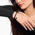 Bracelet de perles avec perles noires et accents en zircone cubique, fermoir métallique