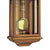 Horloge murale à balancier, boule de balancier dorée dans la partie inférieure vitrée, couleur merisier