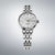 Montre Seiko Presage pour femme avec boîtier rond, bracelet milanais argenté et cadran blanc