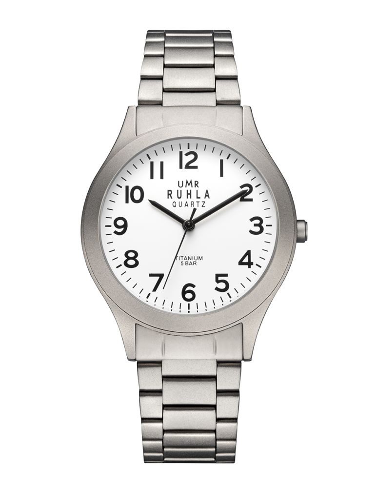 Montre-bracelet avec cadran blanc, boîtier en titane et bracelet en métal