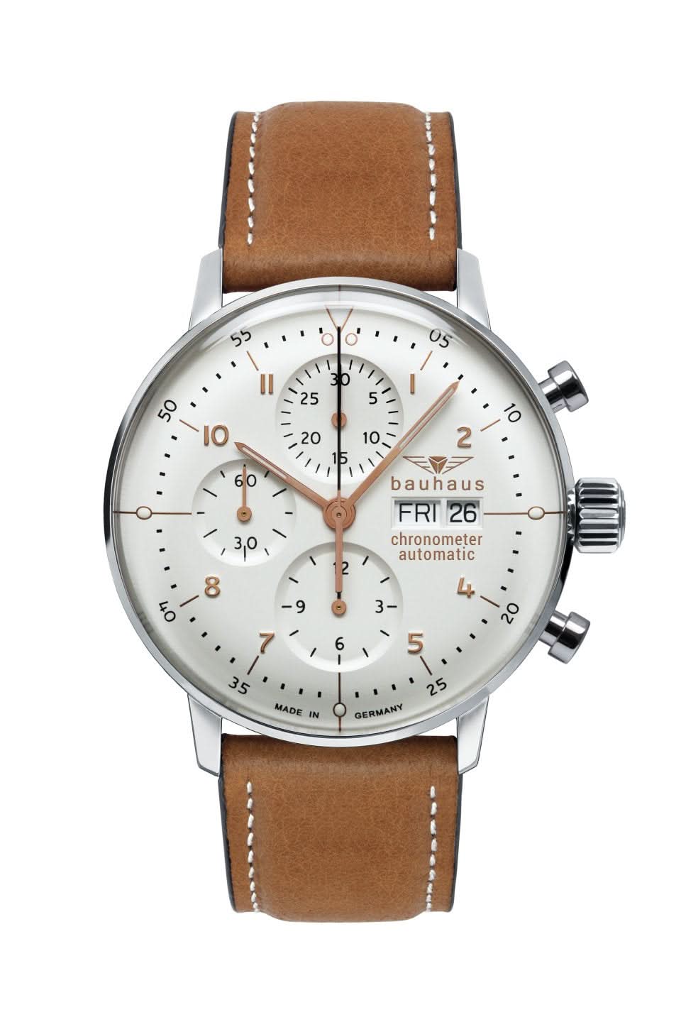 Montre homme avec bracelet en cuir marron, cadran blanc et poussoirs de chronographe