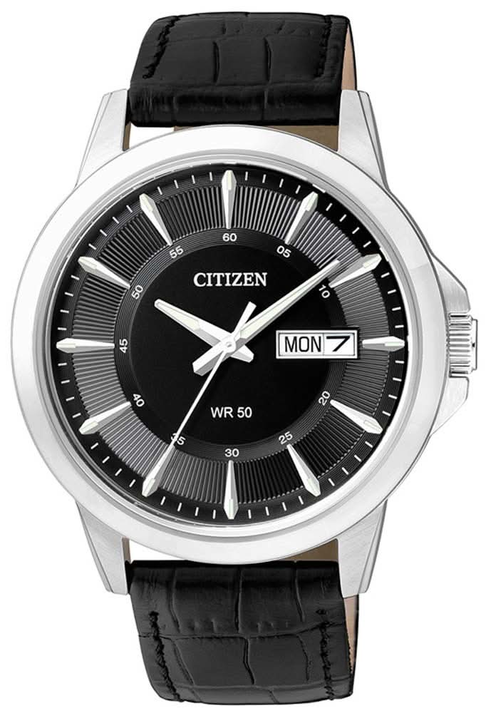 Montre homme avec cadran noir, boîtier argenté et bracelet en cuir noir
