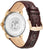 Montre homme avec bracelet en cuir bordeaux et fond de boîtier visible avec gravure