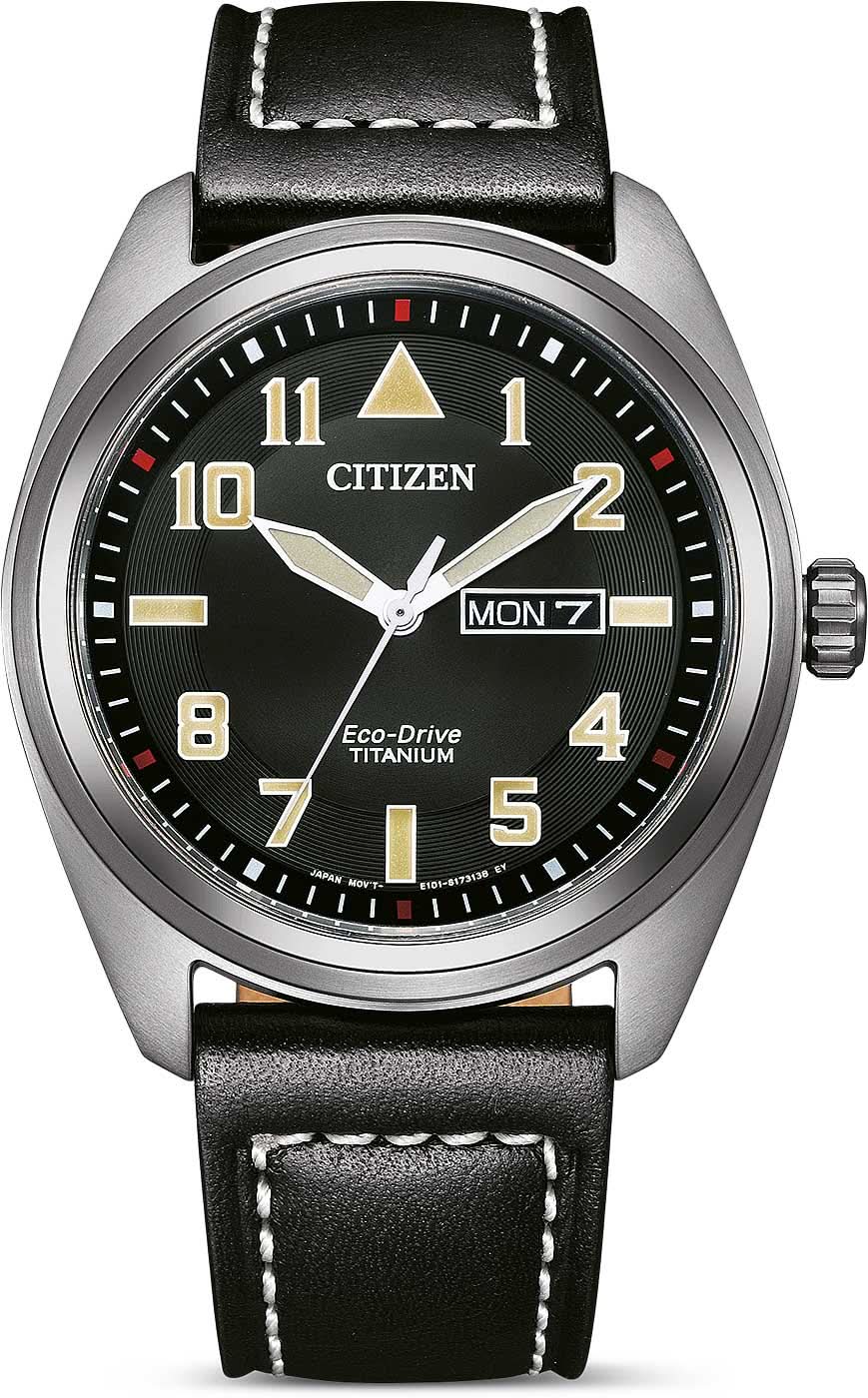 Montre Citizen pour homme avec cadran noir, affichage de la date et bracelet en cuir noir