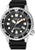 Montre homme avec cadran noir, bracelet en caoutchouc noir et lunette de plongée argentée