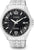 Montre homme avec cadran noir, bracelet en métal argenté et affichage de la date à 7 heures