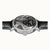 Herrenarmbanduhr mit schwarzem Zifferblatt, silbernem Gehäuse und seitlicher Krone