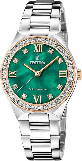 Montre pour femme avec cadran vert, chiffres romains et bracelet en acier inoxydable