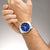 Montre Festina pour homme avec cadran bleu au poignet, acier inoxydable