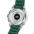Vue arrière de la montre avec fond en acier inoxydable argenté et bracelet en silicone vert