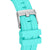 Montre homme avec bracelet en silicone turquoise et boucle métallique sur le dessus du bracelet