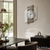AMS Heidelberg Wanduhr mit rundem Zifferblatt und Glasfront auf Holz-/Steinplatte
