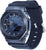 Montre G-Shock pour homme, vue de face en diagonale : cadran bleu et boîtier de protection robuste