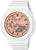 Casio G-Shock pour femme : cadran couleur or rose avec affichage numérique, boîtier blanc