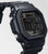 Montre Casio G-Shock de côté avec boîtier noir et affichage numérique, Tough Solar