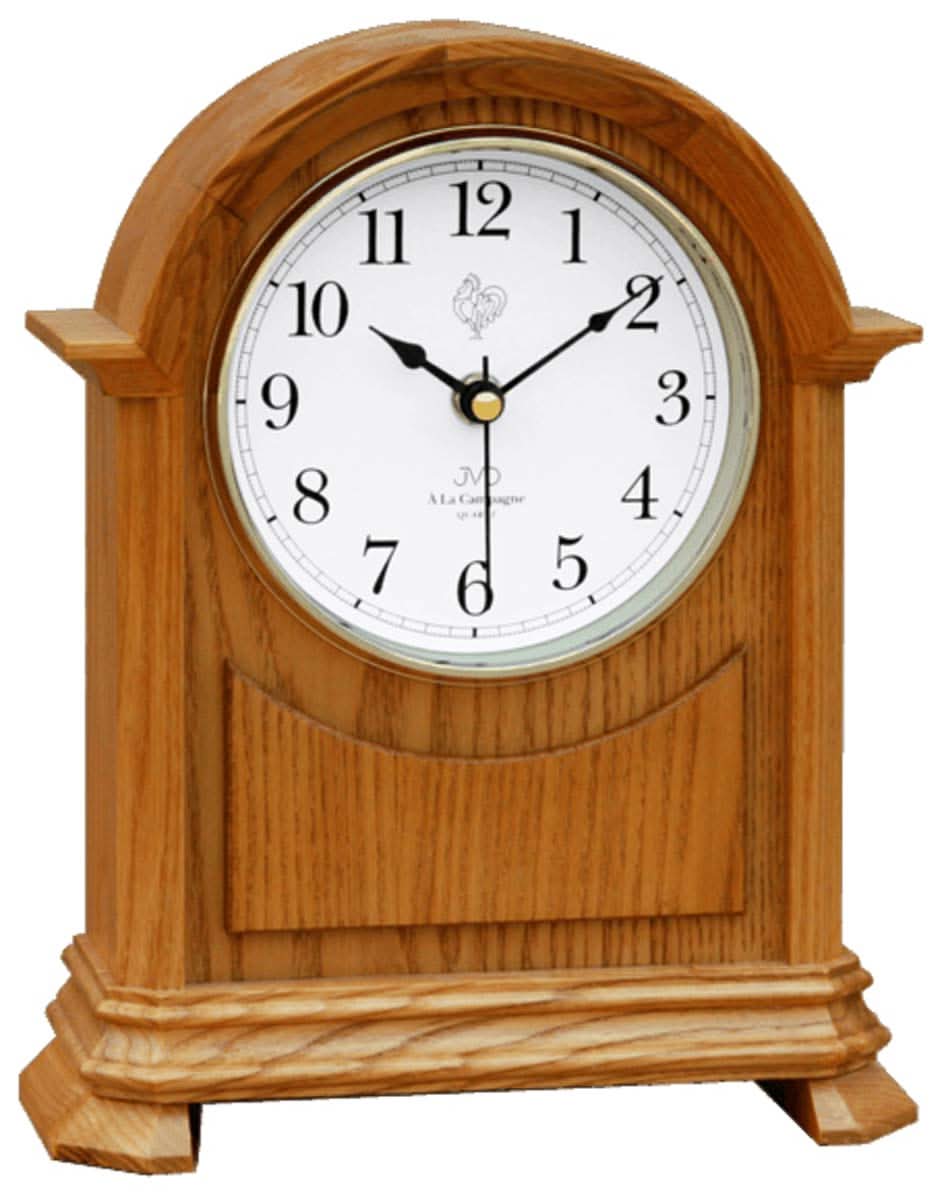 Horloge de table en bois avec boîtier bombé, cadran blanc et aiguilles noires.