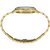 Bracelet pour homme en acier inoxydable doré, fond de boîtier visible et détails de maillons.