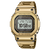 Casio G-Shock Herrenuhr in Gold mit Metallband und rundem Digitaldisplay, Frontansicht