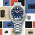 Montre Seiko 5 Sports pour homme avec cadran bleu, index et bracelet en acier inoxydable