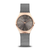 Montre pour femme avec cadran gris foncé et boîtier or rose, bracelet milanais