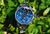 Montre pour femme avec cadran bleu, look chronographe et bracelet en acier inoxydable