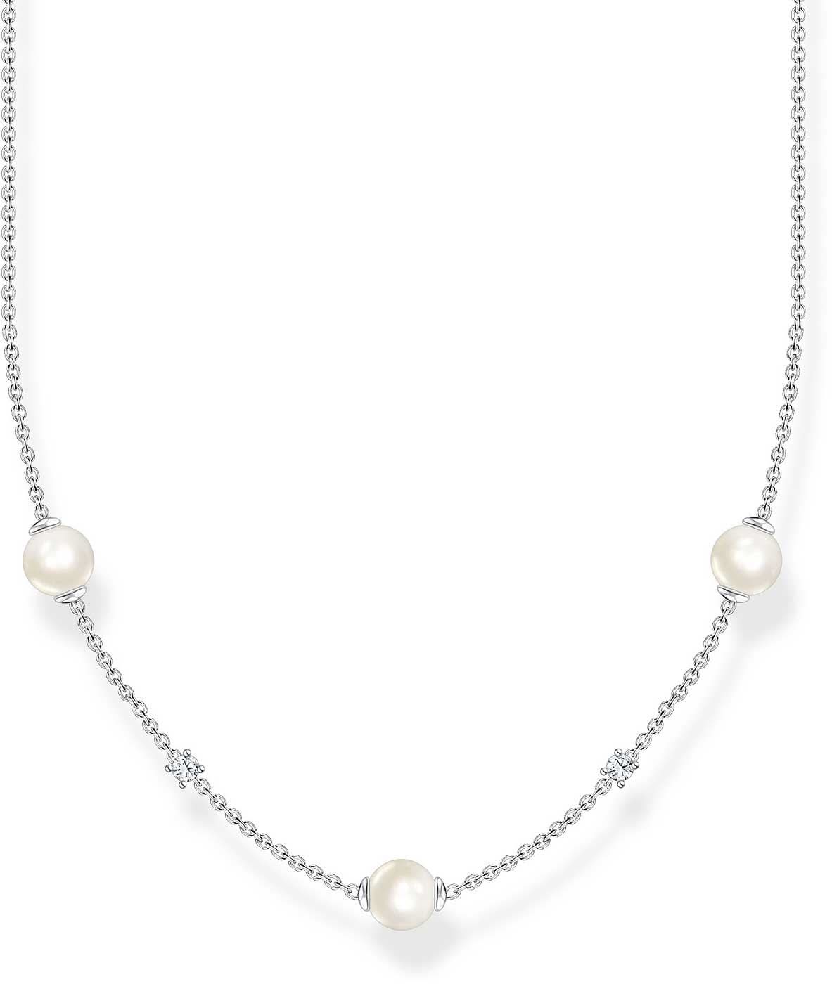 Silberne Halskette mit drei weißen Perlen und feiner Gliederkette
