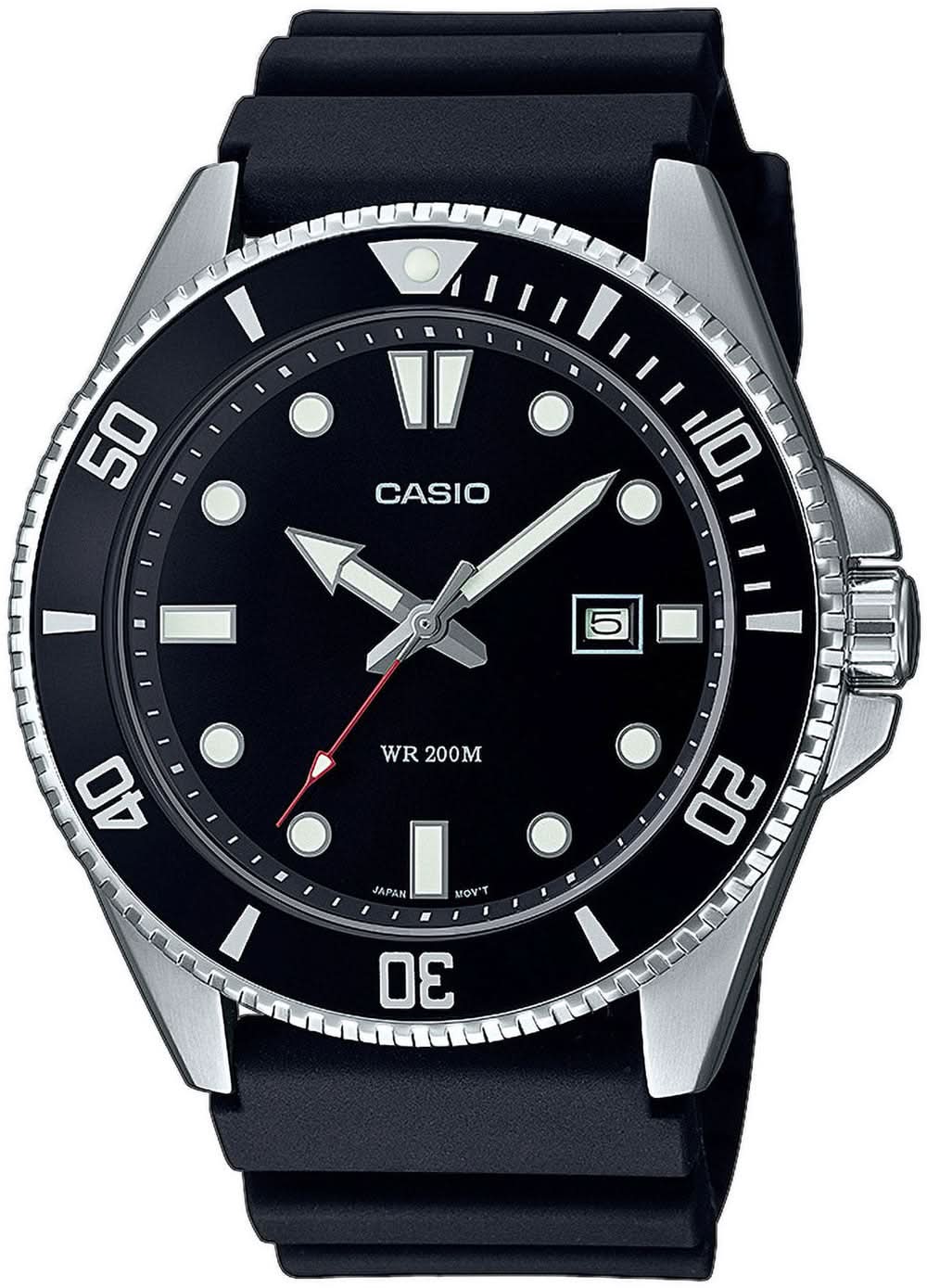 Montre de plongée Casio pour homme avec cadran noir, lunette argentée et bracelet en silicone noir.