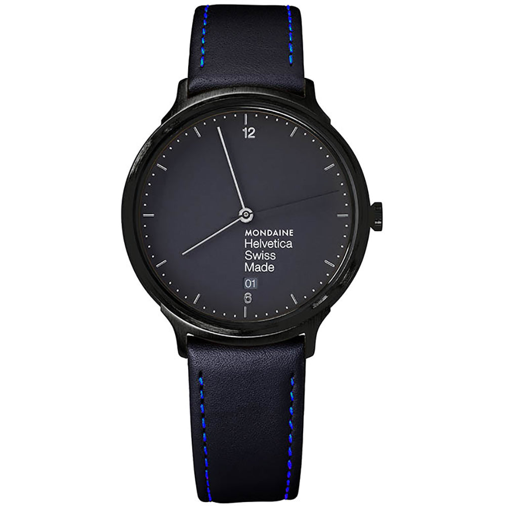 Mondaine Helvetica Armbanduhr mit schwarzem Lederarmband und blauem Zierstich, dunklem Zifferblatt