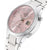 Montre pour femme avec cadran rose, aiguilles analogiques et fenêtre d'affichage numérique rectangulaire