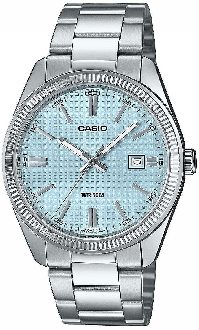 Montre Casio pour homme avec bracelet en métal argenté, cadran turquoise, date à 3 heures.