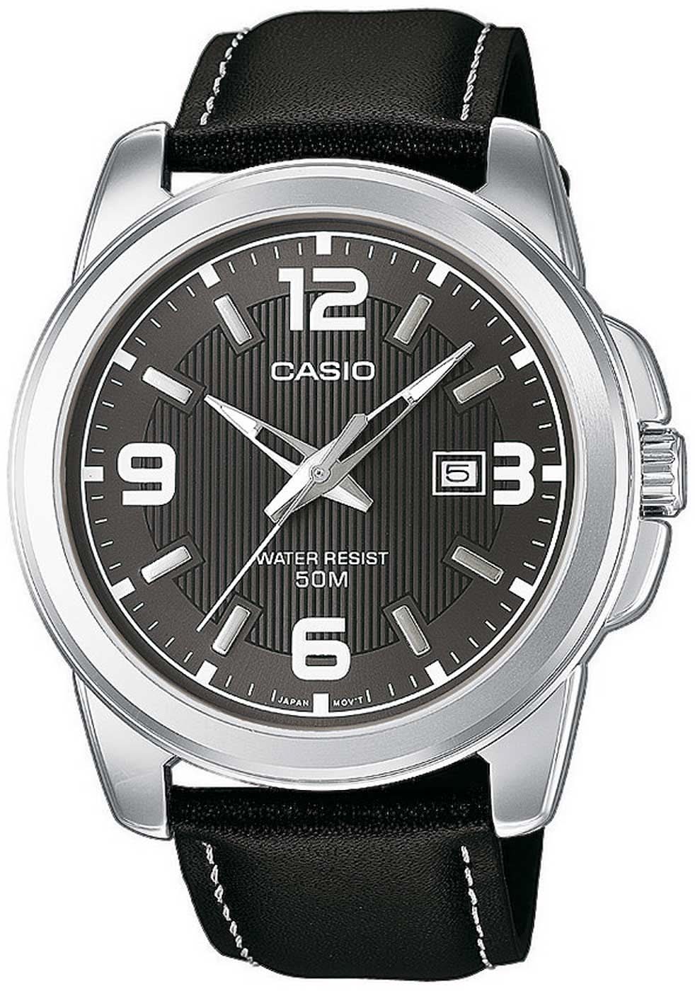 Bracelet de montre pour homme en cuir noir, boîtier argenté et cadran noir par Casio